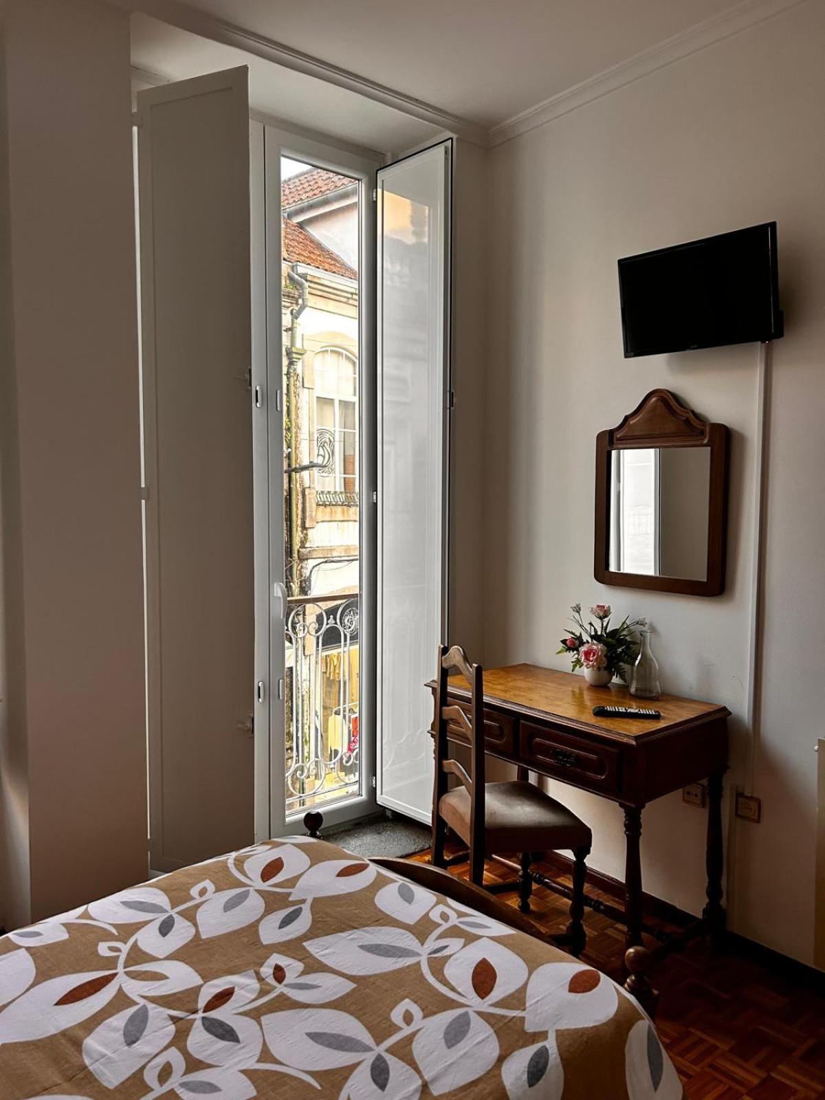 Residencial Real - Antiga Rosas Panzió Vila Real Kültér fotó