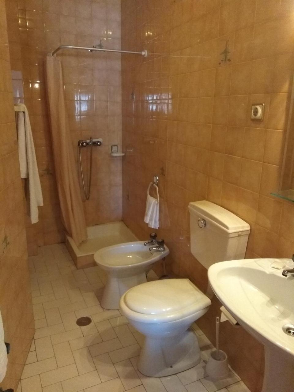 Residencial Real - Antiga Rosas Panzió Vila Real Kültér fotó